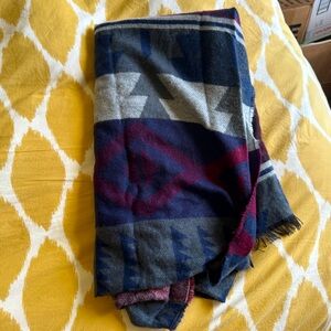 Large blanket scarf